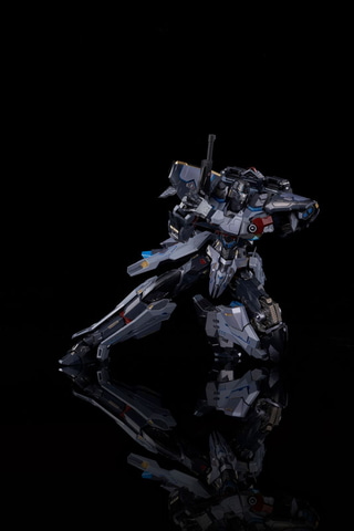 シャッタードグラスユニバース」のメガトロンが立体化。「鉄機巧