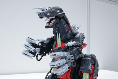 インタビュー】ゾイド「AZ-07 デスザウラー」開発担当者インタビュー
