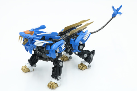 インタビュー】ゾイド「RMZ-001 ブレードライガー」＆「RMZ-002