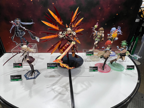 青エク」「ハイキュー」の初公開フィギュア原型などがお披露目