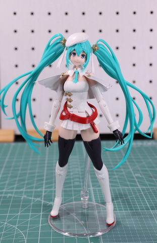 特別企画】キャラクターの魅力を引き出す「PLAMATEA レーシングミク