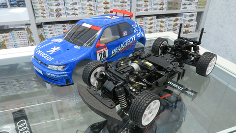 特別企画】「1/10RC プジョー 306 マキシ (BT-01シャーシ)」、WRCを