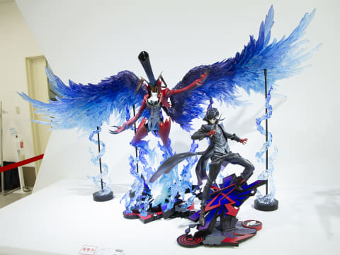 ペルソナ5」アルセーヌが全幅約70センチのスタチューに！【NEXT LEVEL