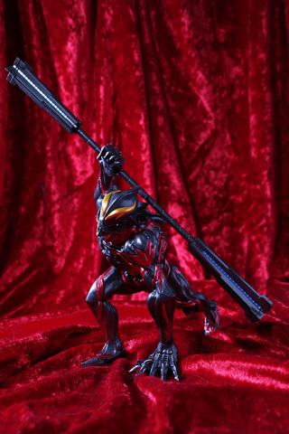 特別企画】「ウルトラマンシリーズ 豪塊 ウルトラマンベリアル」フォト