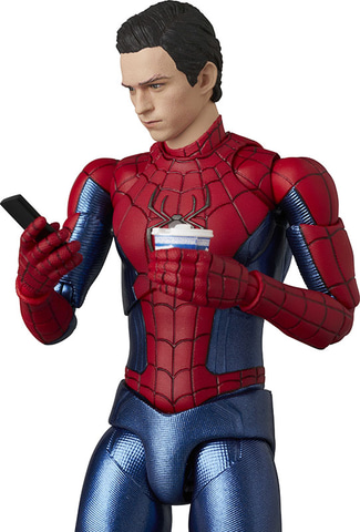 映画「スパイダーマン：ノー・ウェイ・ホーム」より「NEW RED＆BLUE