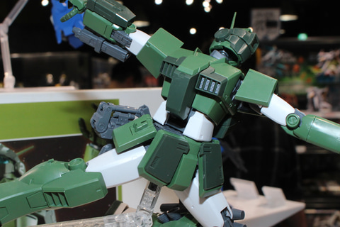 特別企画】懐かしいデザインのパッケージで登場！ 「MG 1/100 ガンダム
