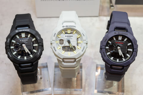 G-SHOCK、「折り工学」設計バンドの新型スポーツモデル - Impress Watch