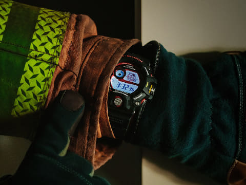 カシオ、G-SHOCK RANGEMANをベースとした、緊急消防援助隊とのコラボ