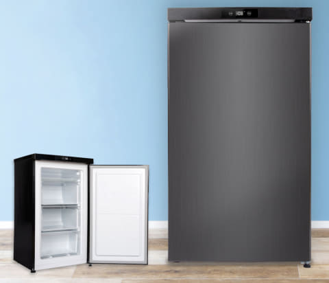 2台目向けのコンパクトな冷凍庫。整理しやすいケース付き - 家電 Watch