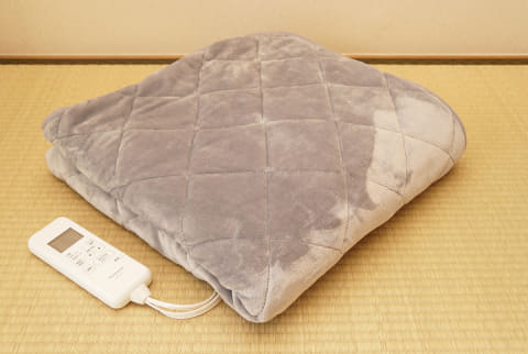 パナ「暖房敷きパッド」で快眠生活を送る。温度調整が秀逸【家電