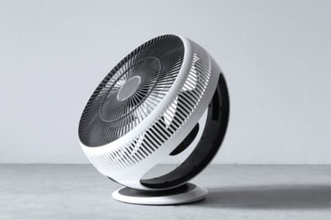 バルミューダ、サーキュレーター値上げ デスクライトAirlineは生産終了