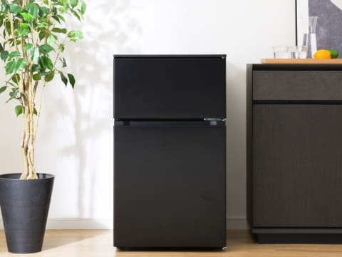 ニトリ、低めで圧迫感ない冷蔵庫 右/左開き選べる - 家電 Watch