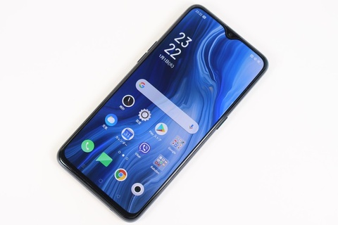 写真で見る「OPPO Reno A 128GB」] - ケータイ Watch