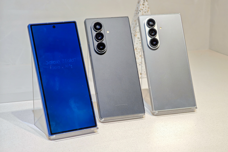 サムスンが「Galaxy Z Fold7/Flip7」発表、「Galaxy Watch8」シリーズ
