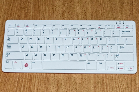 レビュー】Raspberry Pi 400日本語キーボード版の開発秘話とファースト