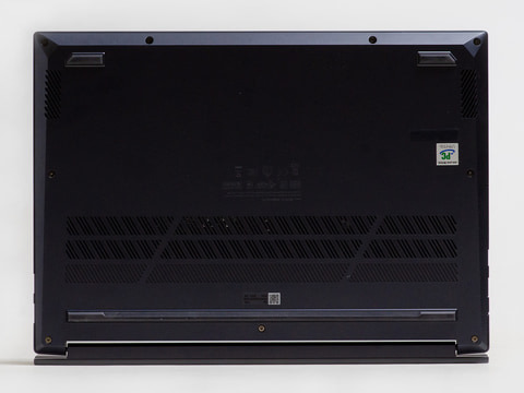 西川和久の不定期コラム】Ryzen 9 5900HXとOLEDを採用した14型ノートPC