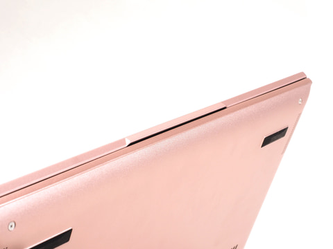 Hothotレビュー】秀逸なデザインとCore i5搭載で10万円切り。14型低