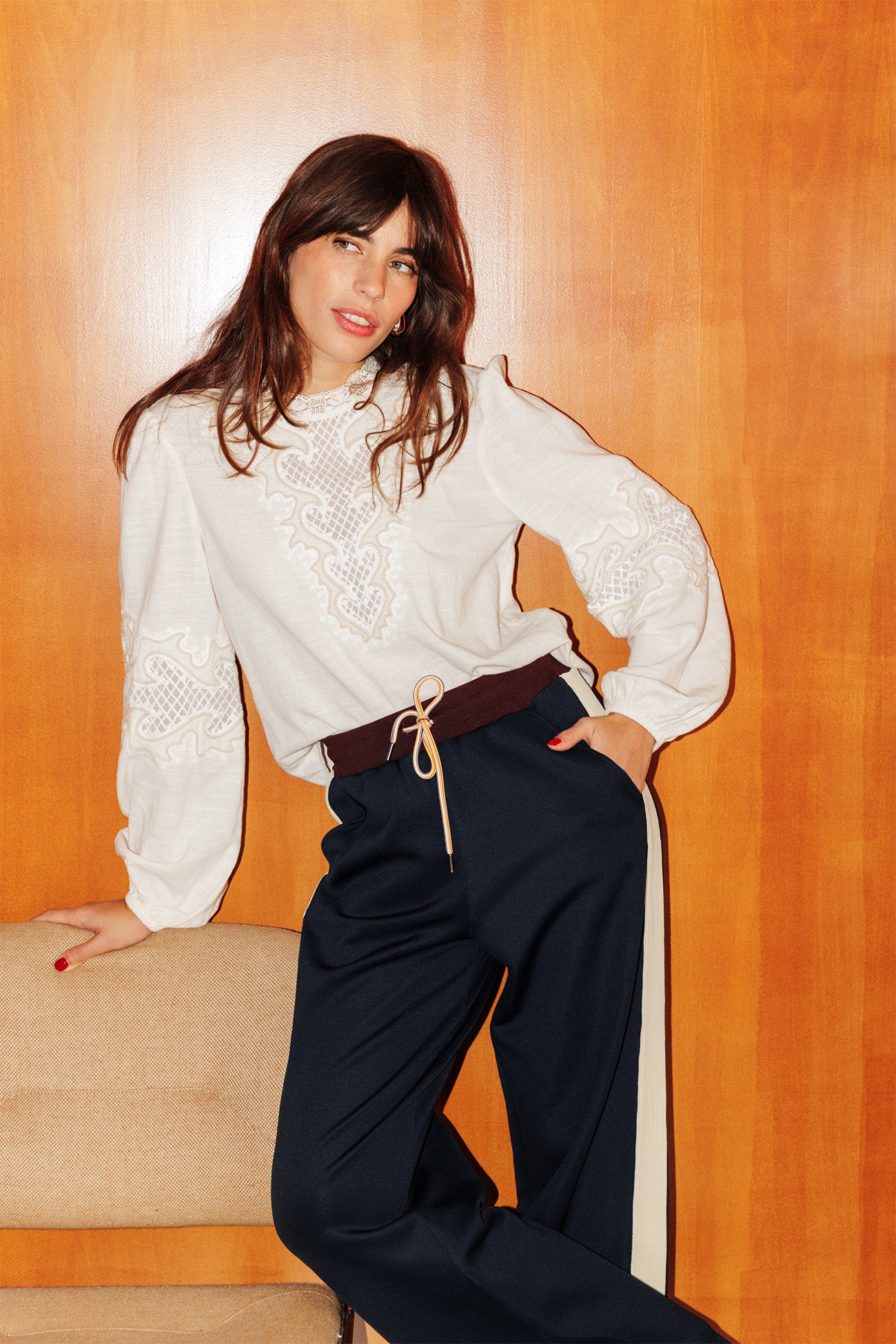 Romantic embroidered blouse - Ecru