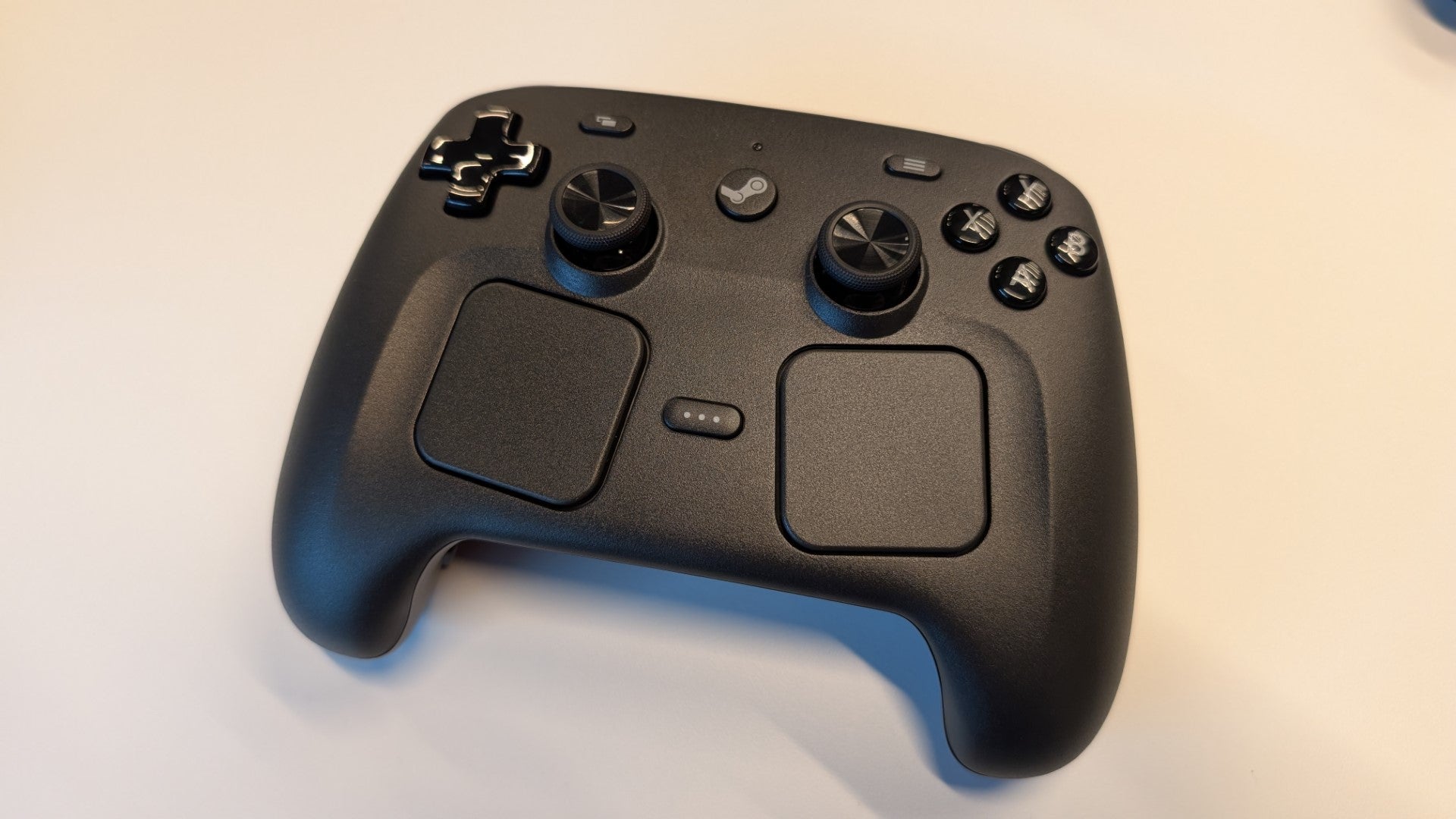 Valve's new Steam Controller aims to entice a broader field of PC