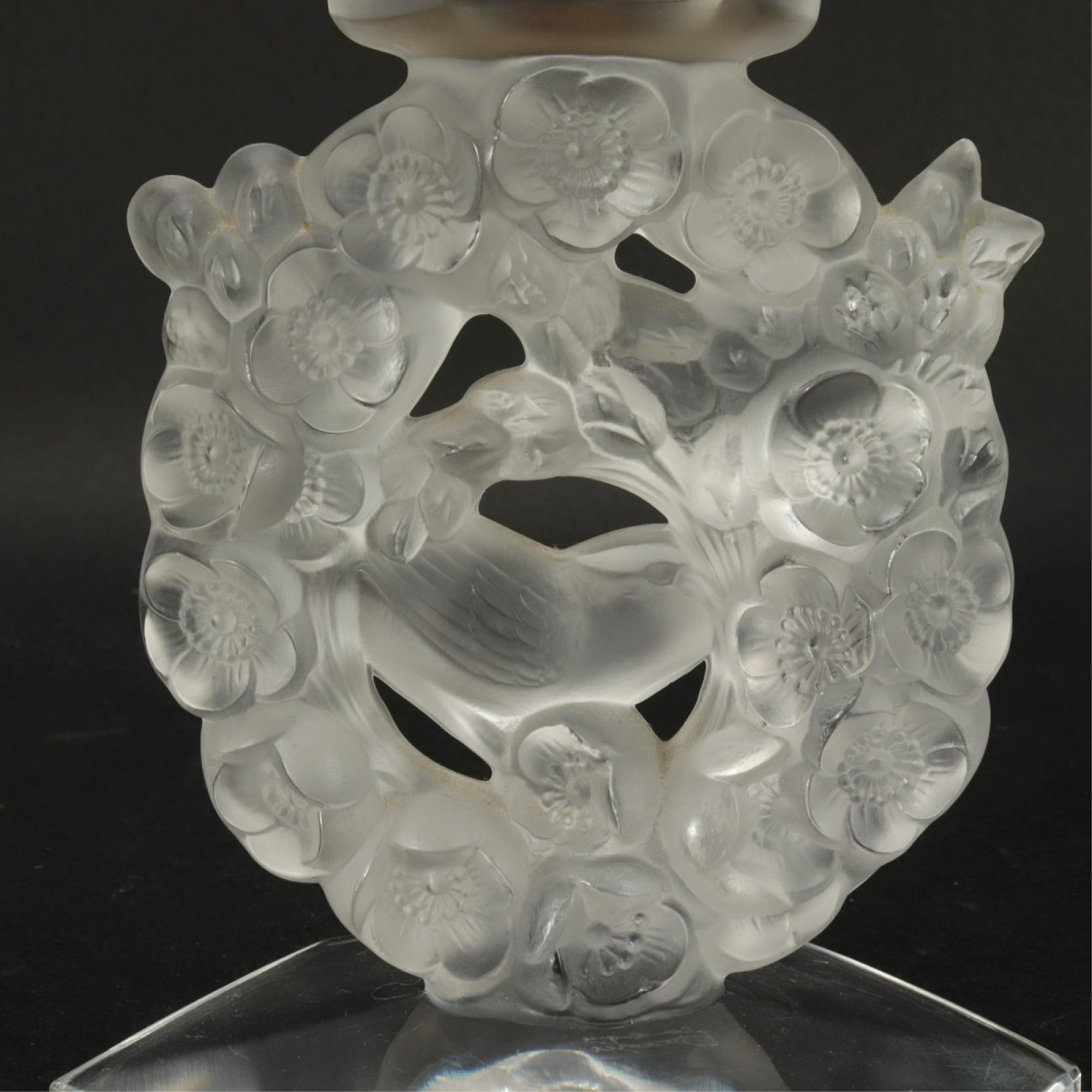 Lalique Mesanges Table Lamp - Capsule Auctions