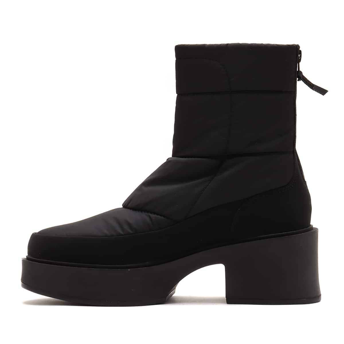 THE NORTH FACE W Kalmia Nuptse Boots WP TNFブラック×TNFブラック