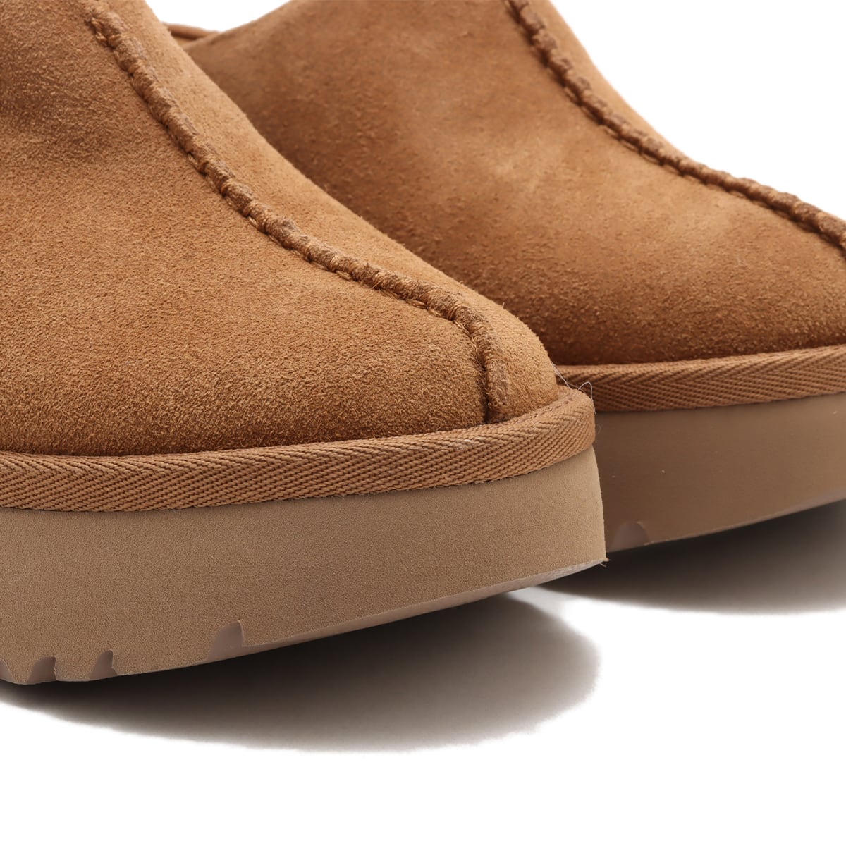 UGG NEW HEIGHTS CLOG BROWN（アグ ニューヘイツ クロッグ-ブラウン