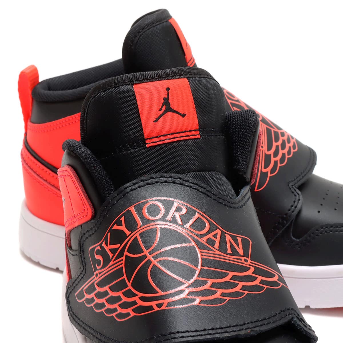 JORDAN BRAND SKY JORDAN 1 (PS) BLACK/INFRARED 23-WHITE 22SP-I