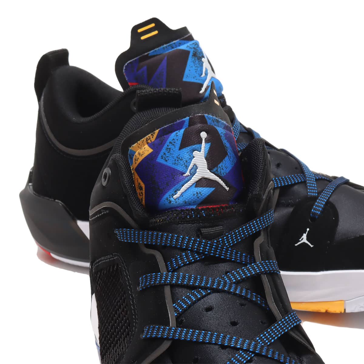 JORDAN BRAND AIR JORDAN XXXVII LOW PF BLACK/WHITE-UNIVERSITY RED