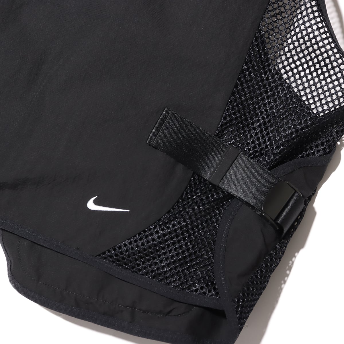 NIKE AS U ACG RIVER DRIFTER VEST BLACK/PERSIAN VIOLET/SUMMIT WHITE