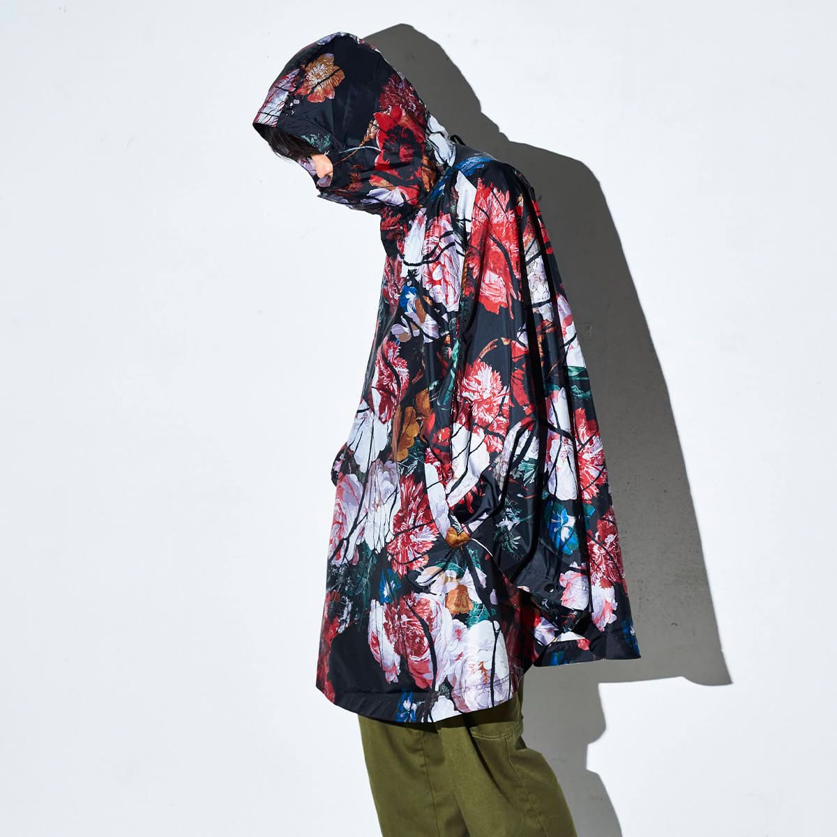 NIKE AS M NSW TP PONCHO FLRL BLACK/BLACK 22FA-I（ナイキ NSW TP