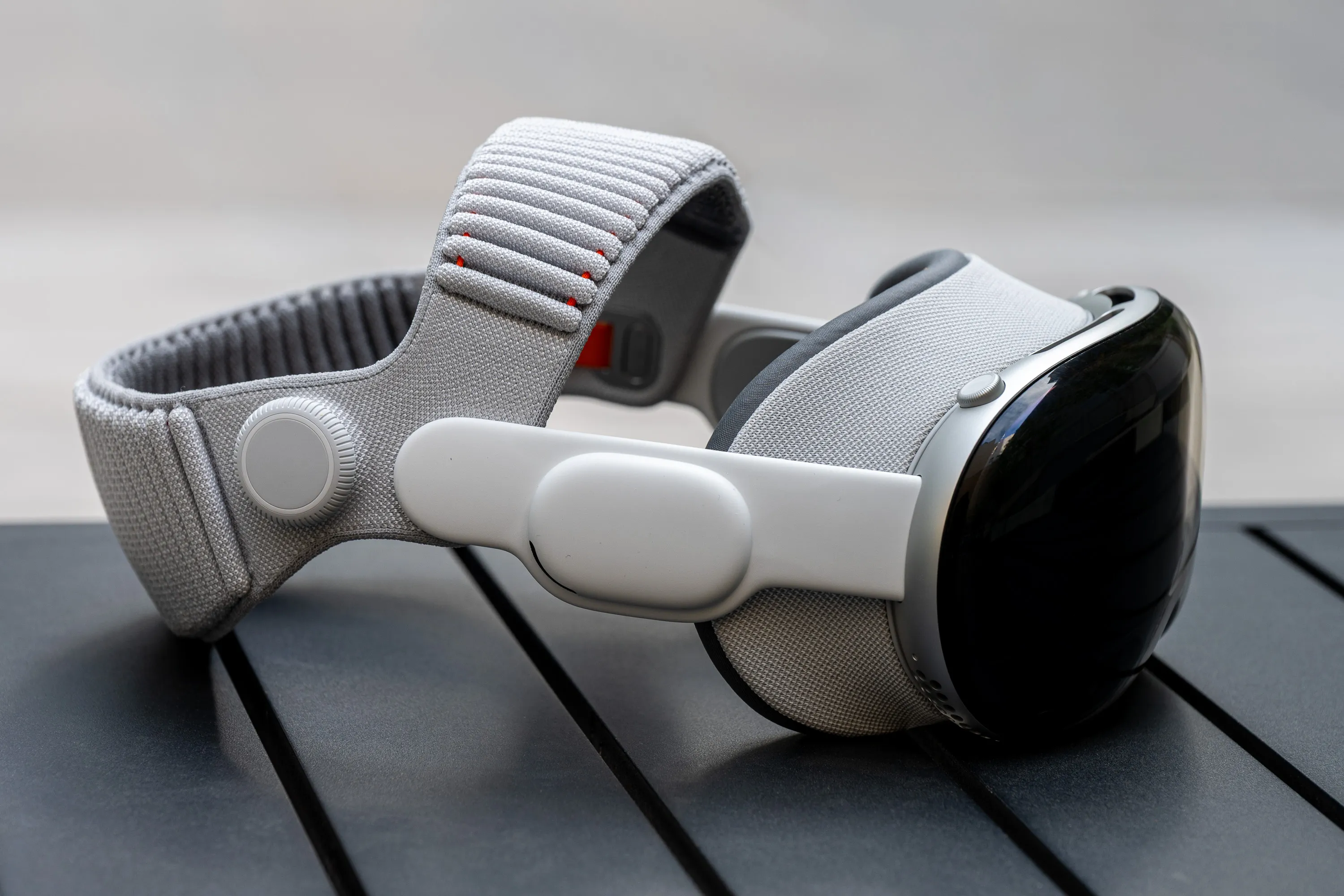 Apple $99 Vision Pro Dual Knit Band Hands-On Review: Is It More