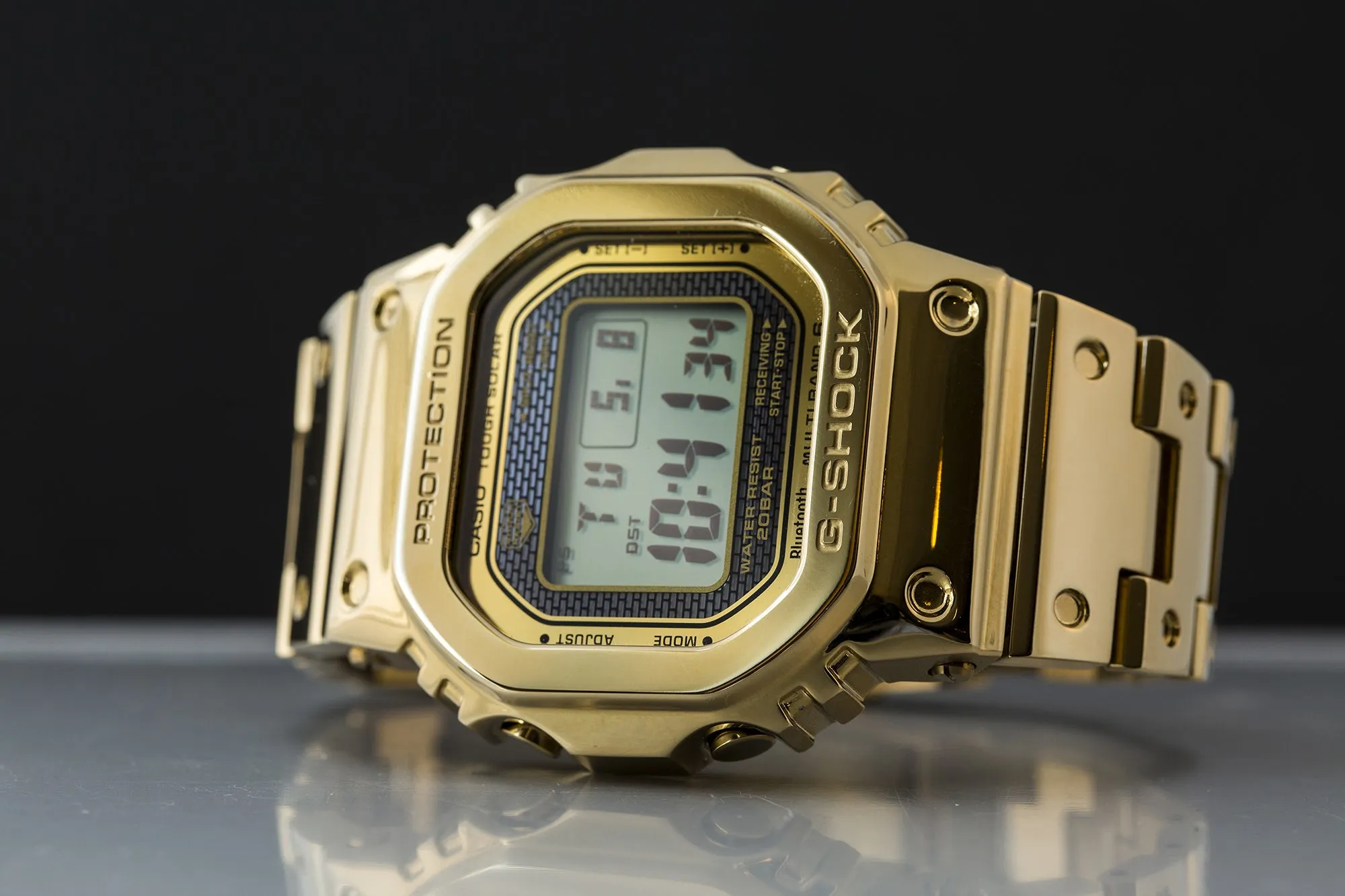 Gold Casio G-Shock GMW-B5000 Full Metal Review - Bloomberg