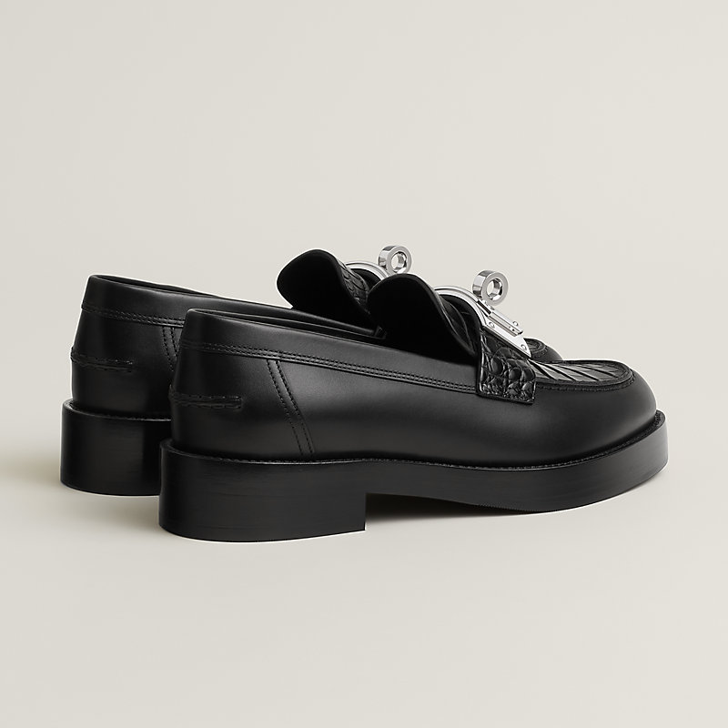 モカシン 《ホット》 - ブラック | Hermès - エルメス-公式サイト