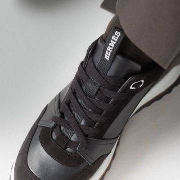 252864ZH01_worn_2-AVS?&fit=