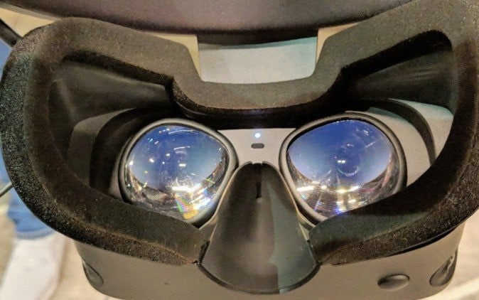 2020年最新】Oculus Rift SってどんなVRヘッドセット？ スペックや変更