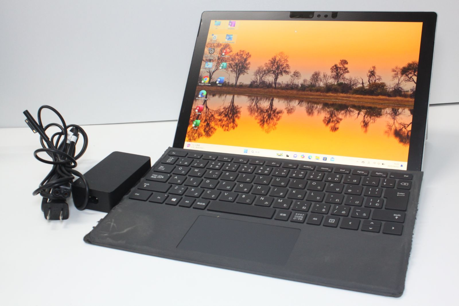 2439)Surface Pro Core m3 128GB 充電126回♪ 2439)Surface Pro Core