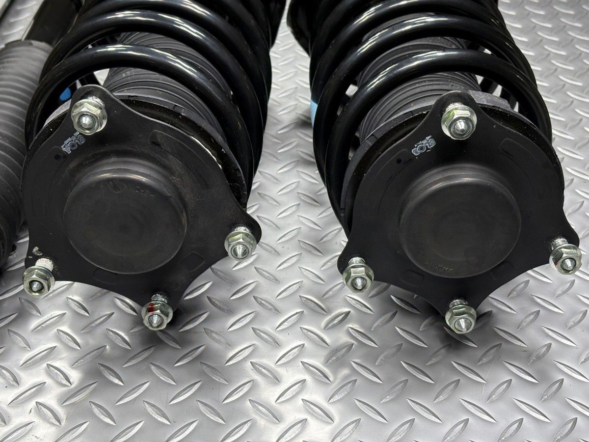 送料無料【新車外し】RC1/RC2/RC4 ホンダ オデッセイ 純正サスキット