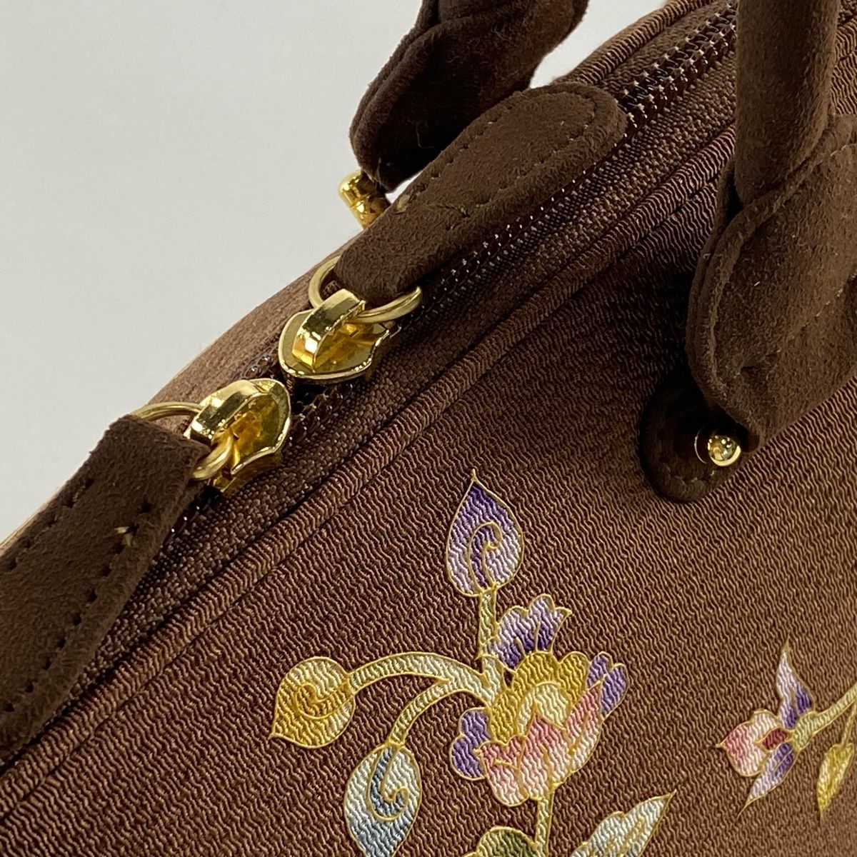 和装バッグ 美品 逸品 OKAJIMA 共箱付き 象 花唐草 金彩 茶色 正絹