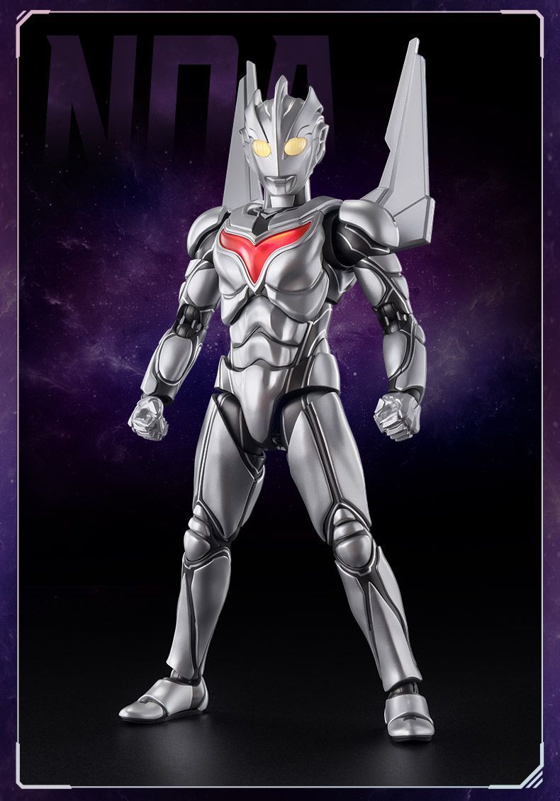 中国限定 ウルトラマンノア プラモデル アクション フィギュア 発光
