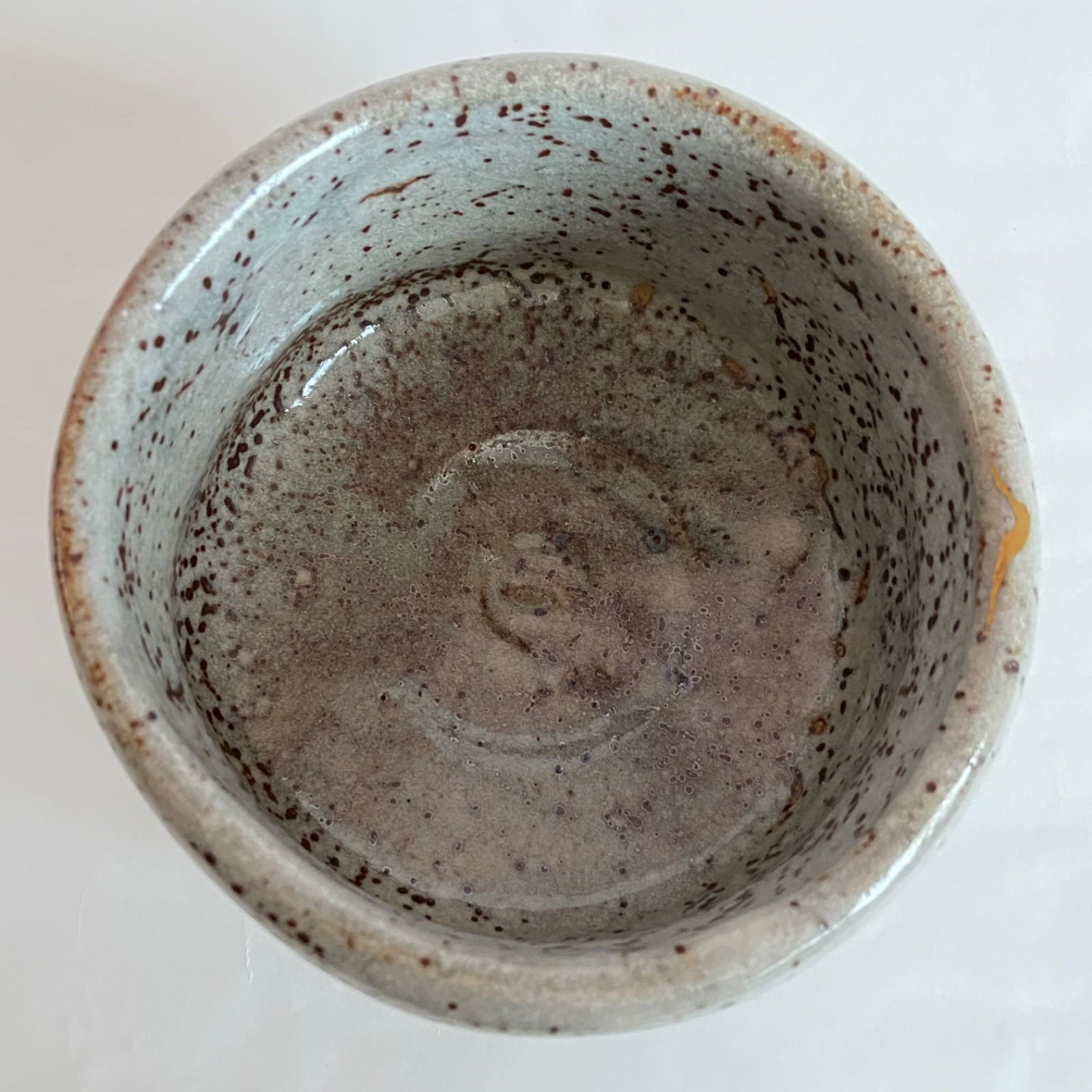 抹茶茶碗 鼠志野 美濃焼 捻上手 信男作 共箱入 茶盌 茶道具 陶芸 古