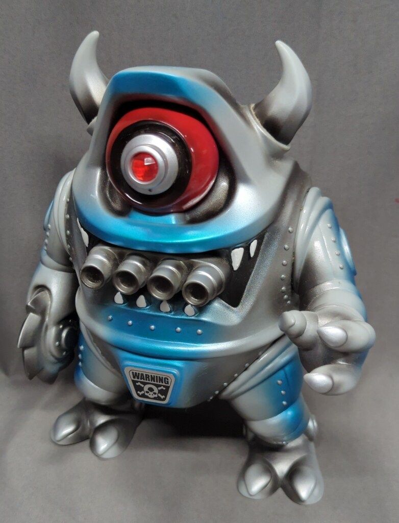 CHOKE HAZARD MECHA NOXIOUS v0.5 グレー成型/メタ青/赤目 - メルカリ