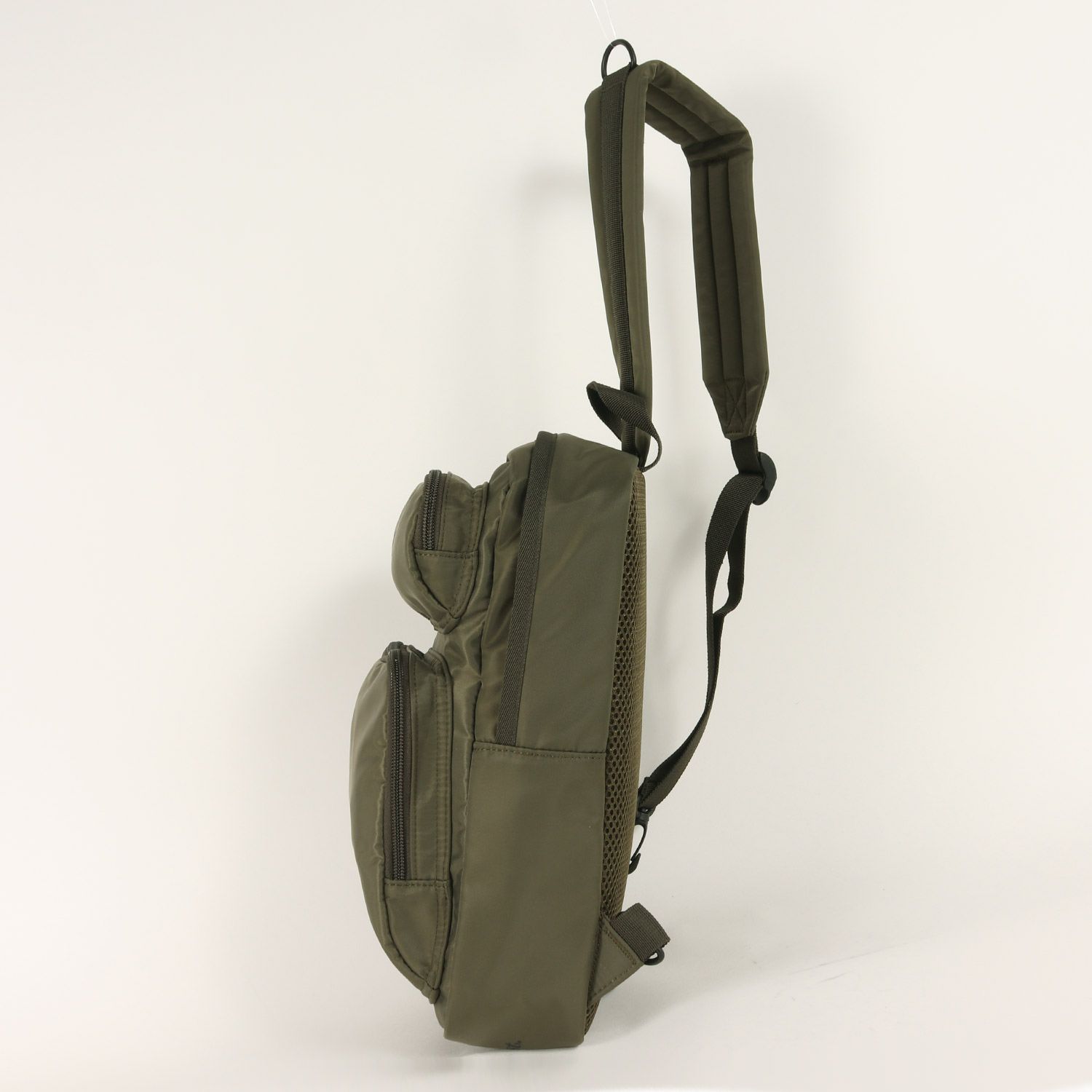 美品 HUMAN MADE ヒューマンメイド 24SS ナイロン ワンショルダー