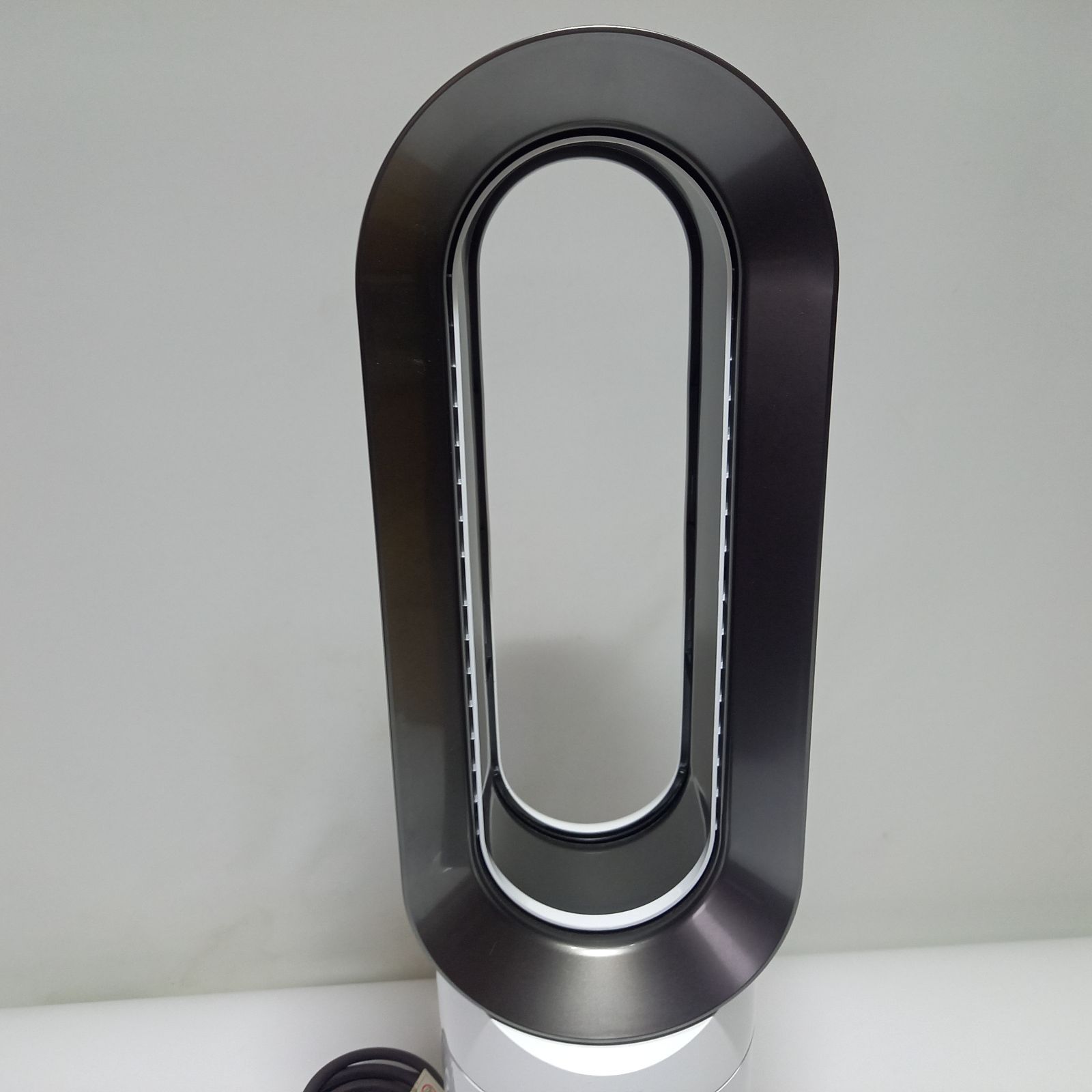 ダイソン hot&coolセラミックファンヒーター AM09 dyson - メルカリ