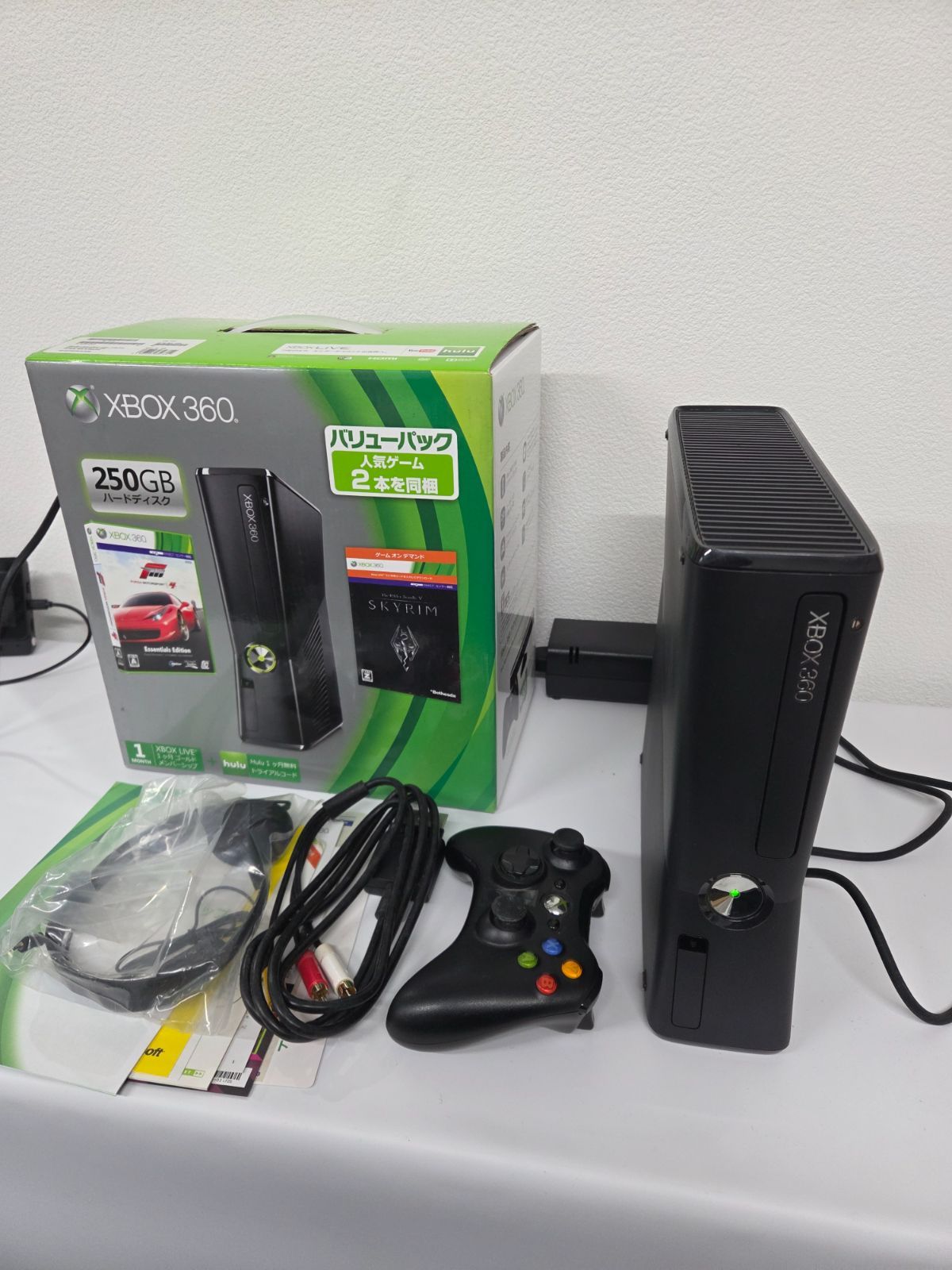 Microsoft Xbox 360 本体 250GB バリューパック リキッドブラック 箱