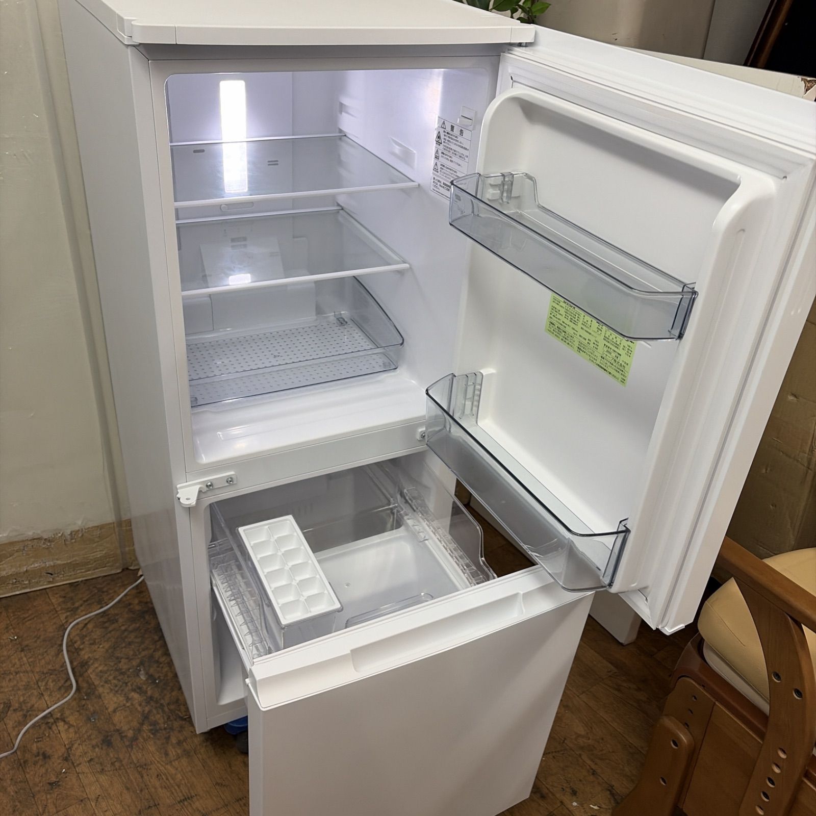 名古屋市近郊配送設置無料】R354 ☀️ SHARP / シャープ 冷蔵庫 [幅