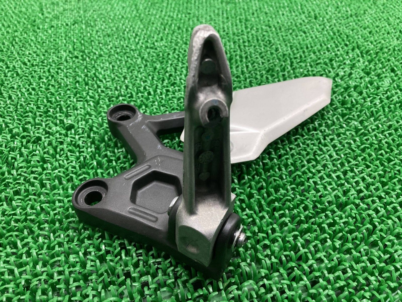 ZX-25R ステップ 左 SKT カワサキ 純正 中古 バイク 部品 ZX250E