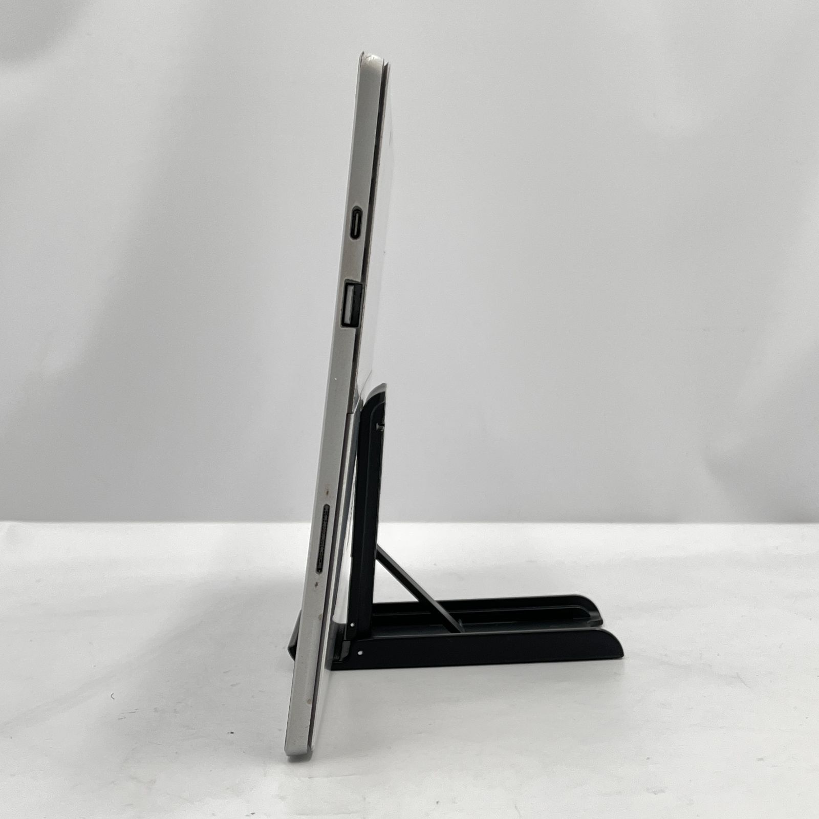 ☆ジャンク/液晶白シミあり☆Microsoft Surface Pro 7 [12.3インチ