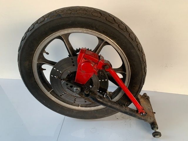 KAWASAKI Z400FX.Z500FX.Z550FX リアホイールセット - メルカリ