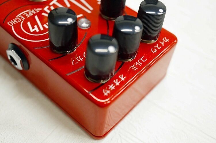 真っ赤な限定モデル！Catalinbead Belle Epoch日本語版、ベルエポツク