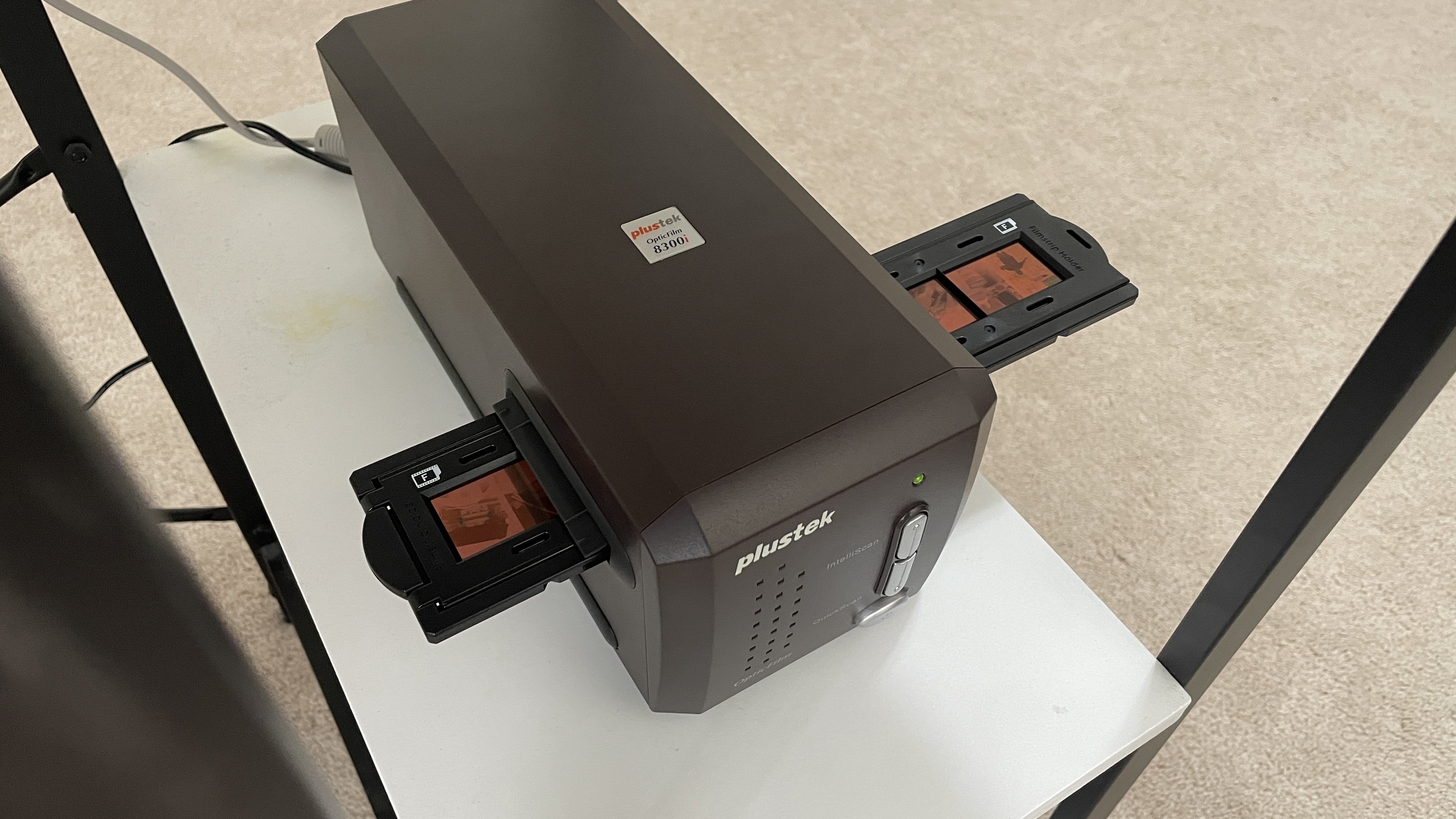 Plustek OpticFilm 8300i Aiを導入｜MOJA MOJA